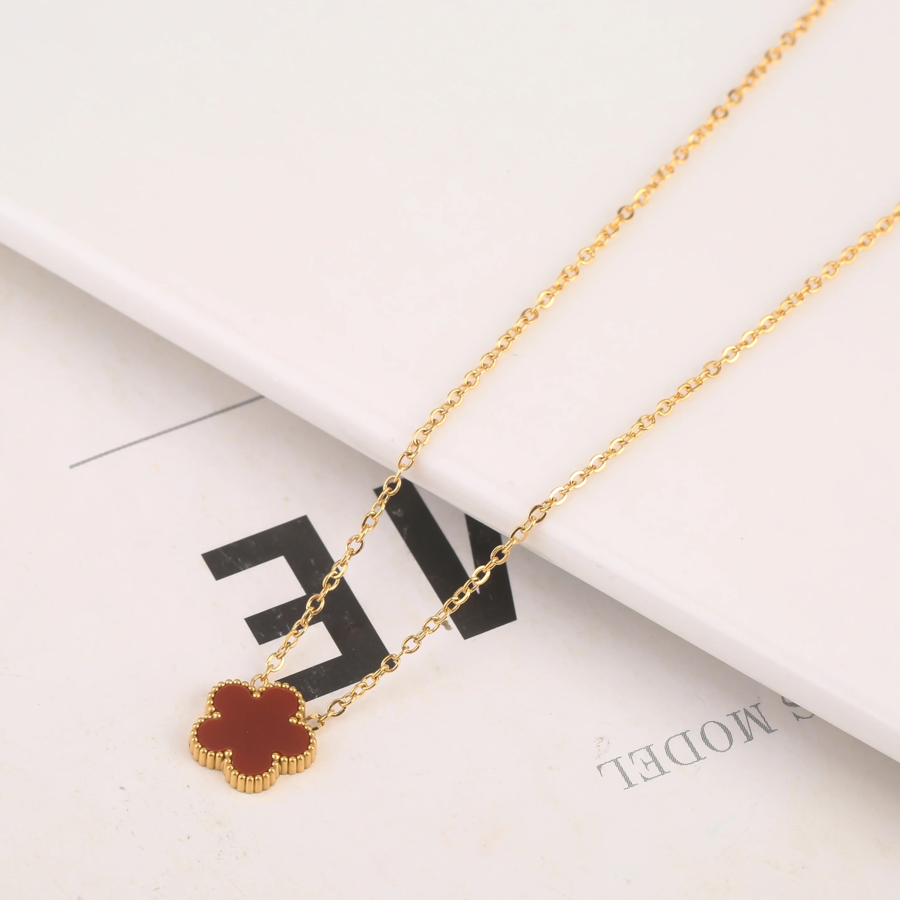 CLOVER NECKLACE GOLD | ROOD