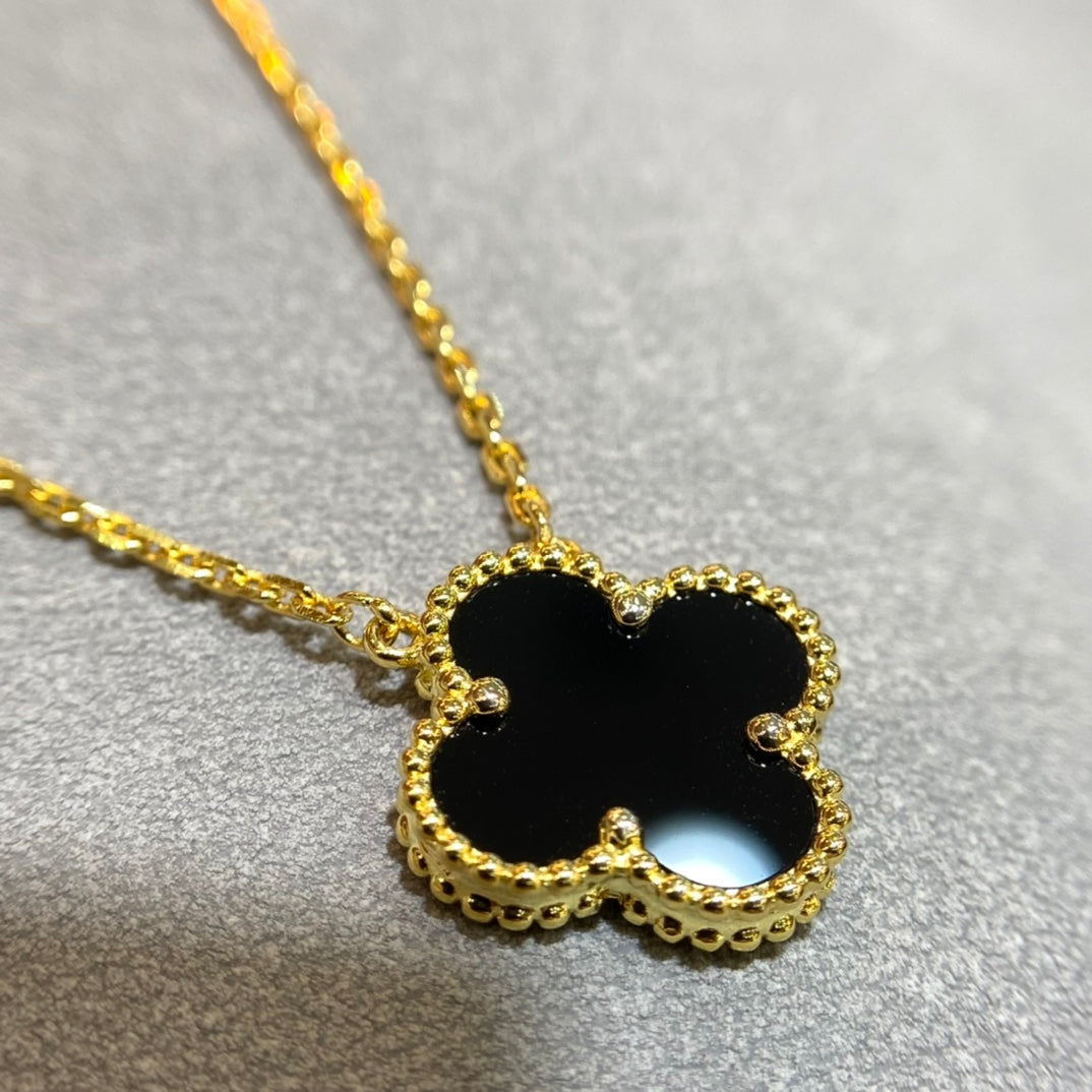 CLOVER NECKLACE GOLD | ZWART