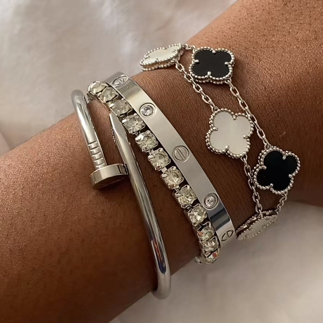 CLOVER BRACELET SILVER | ZWART